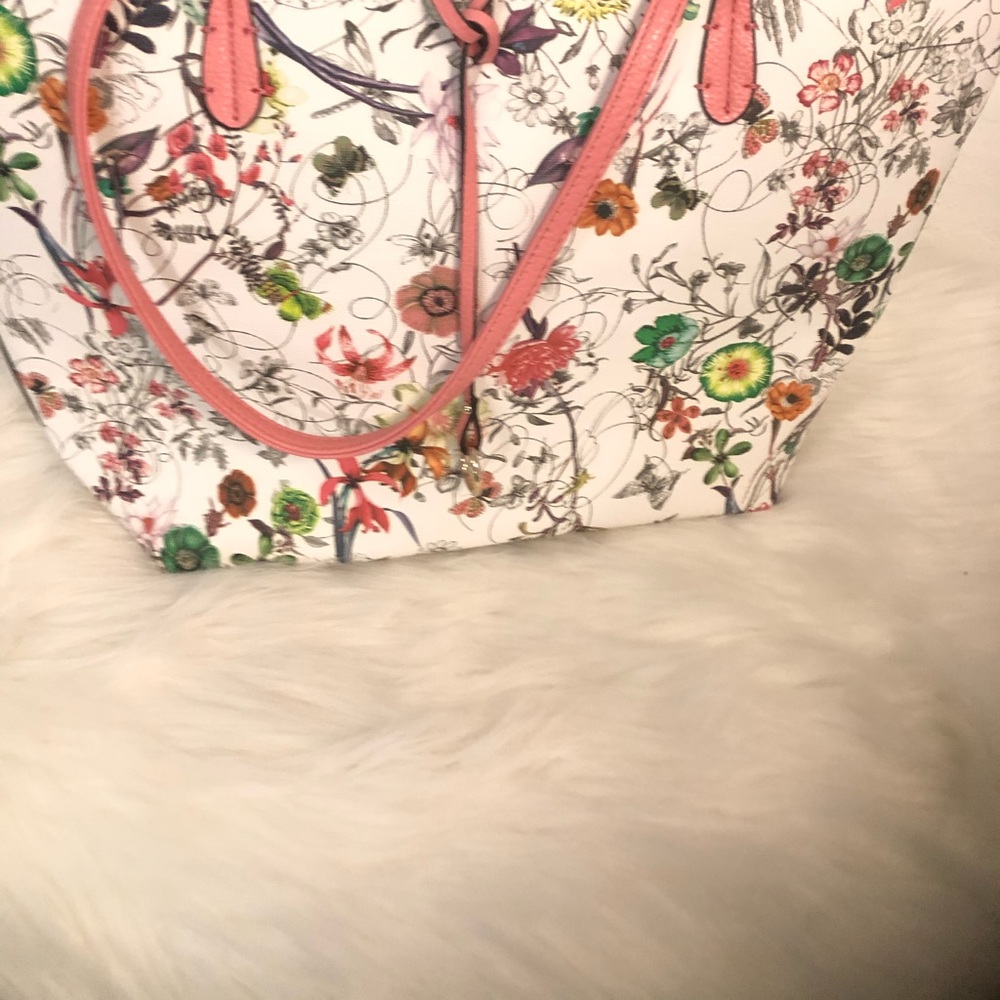 Purse - Picture 4 of 12